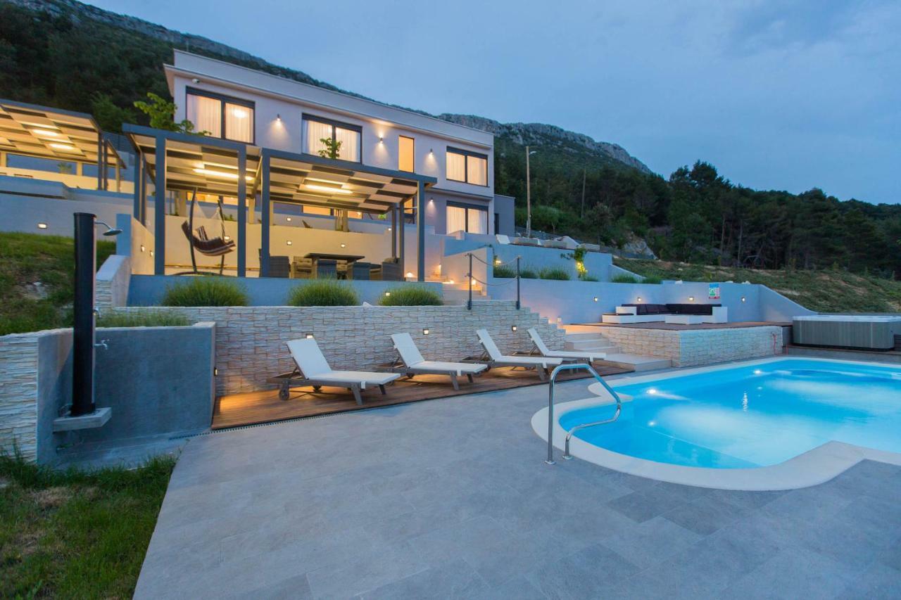 Villa Blue Hill Kaštela Exteriör bild